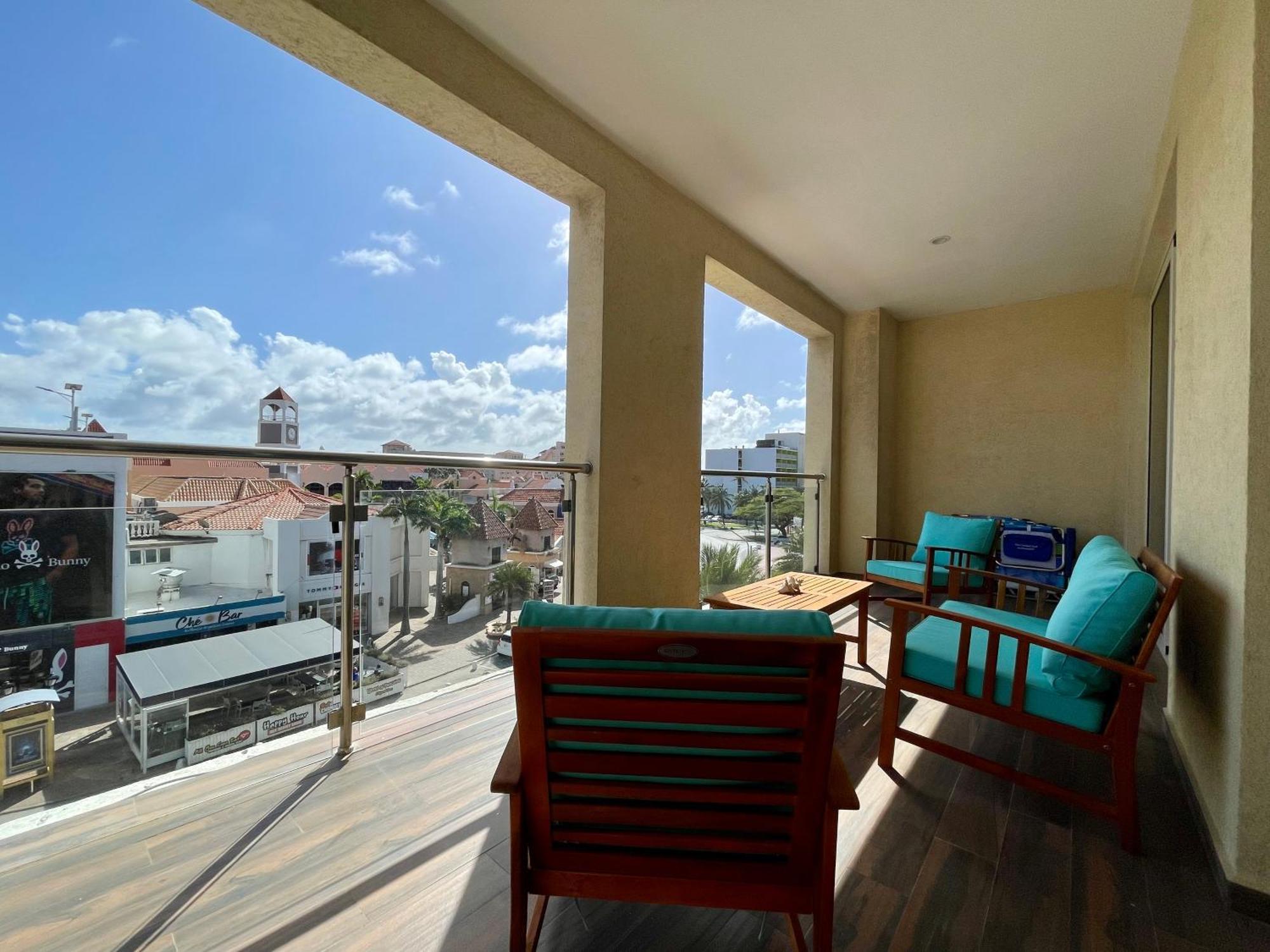 The Cove - Condo Hotel - Palm Beach Strip 외부 사진