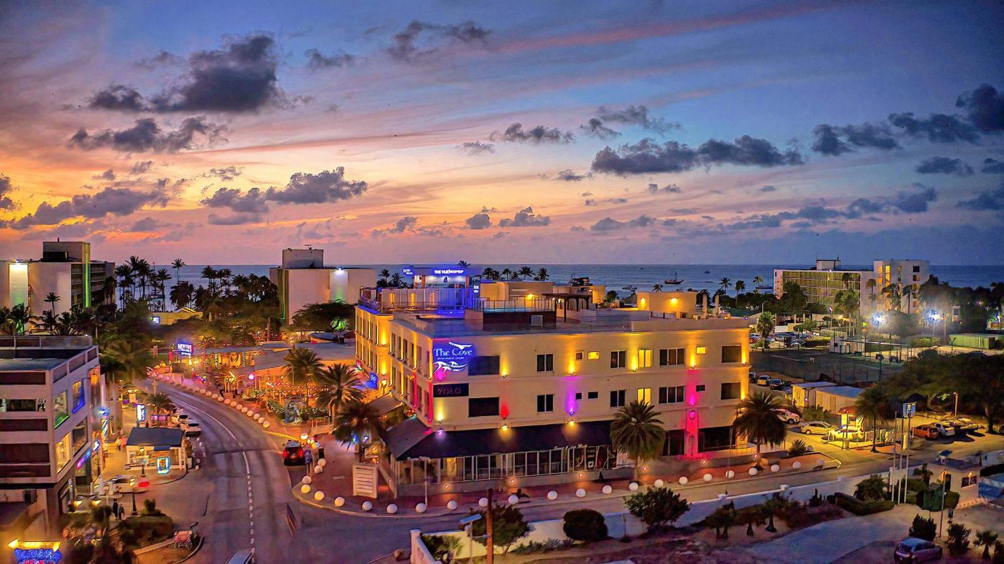 The Cove - Condo Hotel - Palm Beach Strip 외부 사진