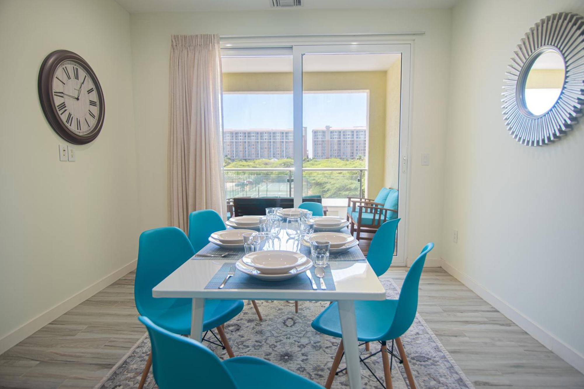 The Cove - Condo Hotel - Palm Beach Strip 외부 사진