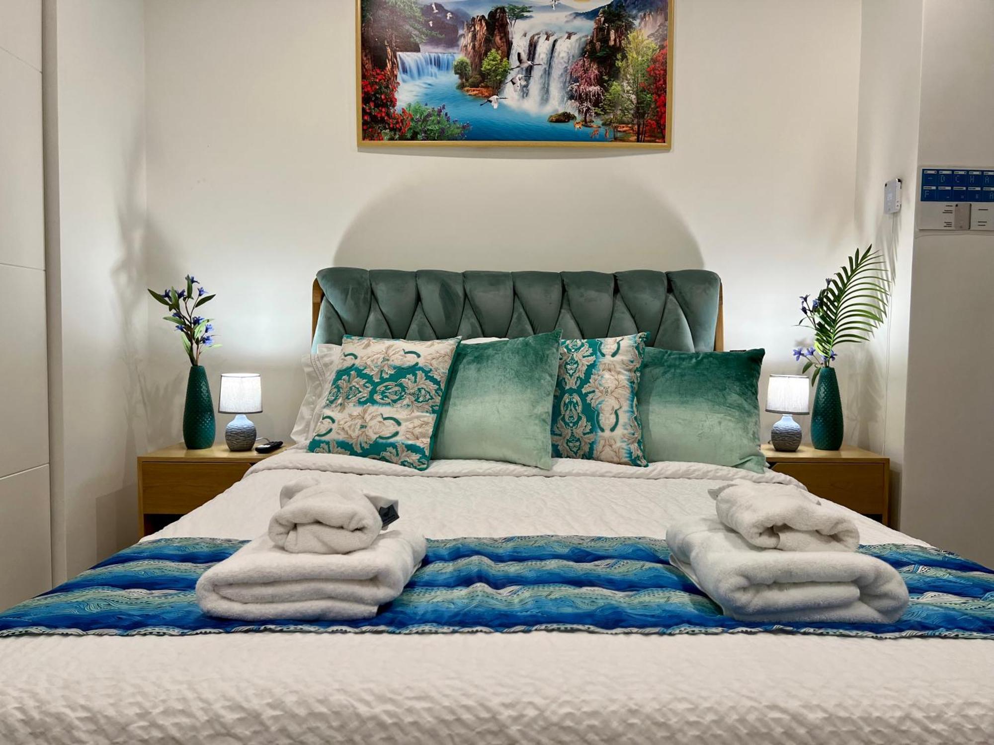 The Cove - Condo Hotel - Palm Beach Strip 객실 사진